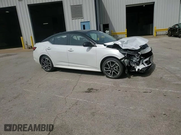 2025 Nissan Sentra SR с VIN 3N1AB8DVXSY236301, выставлен на аукционе Copart как лот 56653135 с пробегом 18 308 миль миль и Списание • Salvage title. История ставок и продаж доступна на DreamBid. Изображение 13.