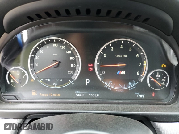 2014 BMW M5 z VIN WBSFV9C5XED097563, wystawiony jako Copart lot #72175354 z przebiegiem 73 406 mil mil oraz Szkody całkowita. Historia ofert i sprzedaży dostępna na DreamBid. Obrazek 9.