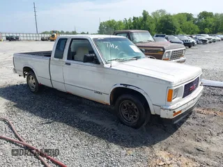 1993 GMC Sonoma with VIN 1GTCS19Z2P0520046, listed as a IAAI auction lot 42071461 with 236,599 mi miles and . Bid and sale history available at carsss.com. Image 1.