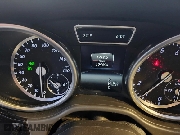 2015 Mercedes-Benz GL-Class GL 450 with VIN 4JGDF6EE0FA533195, listed as a IAAI auction lot 41519194 with 104,095 mi miles. Bid and sale history available at carsss.com. Image 7.