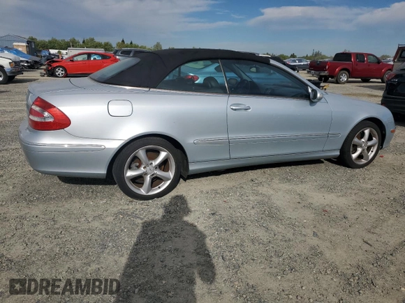 2005 Mercedes-Benz CLK 320 with VIN WDBTK65G65T052026, listed as a Copart auction lot 52526945 with 188,859 mi miles and Salvage Title. Bid and sale history available at DreamBid. Image 3.