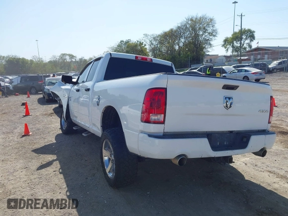 2014 Ram 1500 Express with VIN 1C6RR7FT3ES375696, listed as a IAAI auction lot 40559872 with 201,612 mi miles. Bid and sale history available at carsss.com. Image 3.
