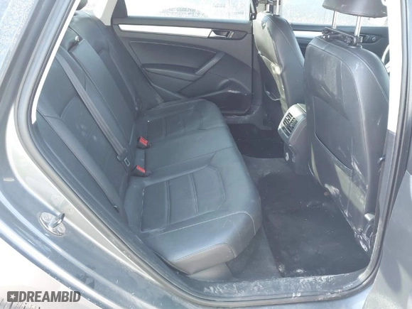 2013 Volkswagen Passat TDI SE w/Sunroof with VIN 1VWBN7A35DC136332, listed as a IAAI auction lot 41639915 with 119,310 mi miles. Bid and sale history available at carsss.com. Image 8.