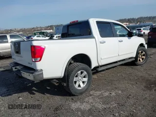 2007 Nissan Titan XE z VIN 1N6AA07B77N244215, wystawiony jako IAAI lot #41880030 z przebiegiem 138 405 mil mil oraz . Historia ofert i sprzedaży dostępna na DreamBid. Obrazek 4.