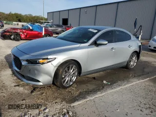 2021 Mazda 3 Select with VIN 3MZBPBBL4MM253314, listed as a Copart auction lot 47043885 with 100,922 mi miles and Non Repairable. Bid and sale history available at carsss.com. Image 1.