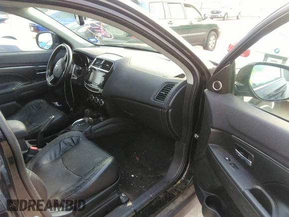 2016 Mitsubishi Outlander Sport 2.4 SEL with VIN JA4AP4AW4GZ048126, listed as a IAAI auction lot 41561876 with 115,049 mi miles. Bid and sale history available at carsss.com. Image 5.