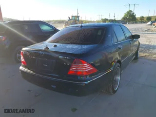2006 Mercedes-Benz S-Class 5.0L with VIN WDBNG75J36A482914, listed as a IAAI auction lot 41826966 with 65,654 mi miles. Bid and sale history available at carsss.com. Image 4.
