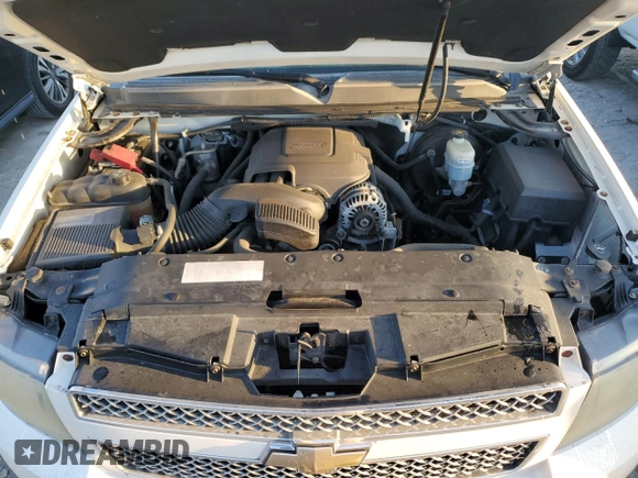 2010 Chevrolet Avalanche LTZ with VIN 3GNVKGE01AG262602, listed as a Copart auction lot 75696044 with Not Provided miles and Non Repairable. Bid and sale history available at DreamBid. Image 11.