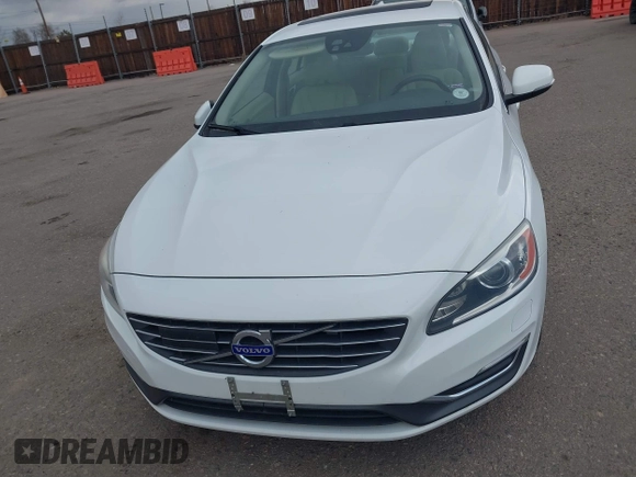 2015 Volvo S60 T5 Platinum with VIN YV1612TM2F1335209, listed as a IAAI auction lot 41722585 with 93,379 mi miles. Bid and sale history available at carsss.com. Image 6.