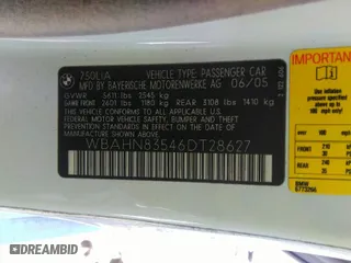 2006 BMW 7 Series 750Li with VIN WBAHN83546DT28627, listed as a IAAI auction lot 41177665 with 1 mi miles. Bid and sale history available at carsss.com. Image 9.
