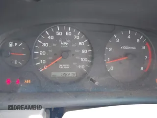 2000 Nissan Frontier XE z VIN 1N6ED27T5YC355209, wystawiony jako IAAI lot #42397674 z przebiegiem 198 278 mil mil oraz . Historia ofert i sprzedaży dostępna na DreamBid. Obrazek 7.