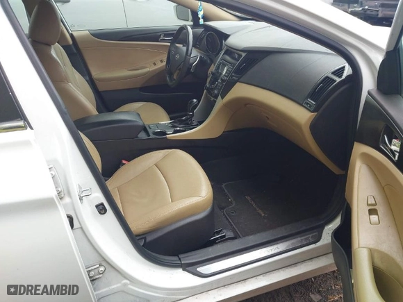 2012 Hyundai Sonata 2.0T SE with VIN 5NPEC4ABXCH343040, listed as a IAAI auction lot 41993826 with 177,726 mi miles. Bid and sale history available at carsss.com. Image 5.