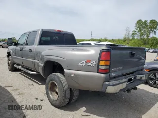 2006 Chevrolet Silverado 3500 DRW Wrk Trk with VIN 1GCJK33286F132975, listed as a Copart auction lot 51809294 with 242,451 mi miles and Salvage Title. Bid and sale history available at carsss.com. Image 2.