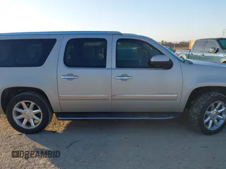 2009 GMC Denali z VIN 1GKFC062X9R274992, wystawiony jako IAAI lot #41239692 z przebiegiem 206 452 mil mil oraz . Historia ofert i sprzedaży dostępna na DreamBid. Obrazek 13.