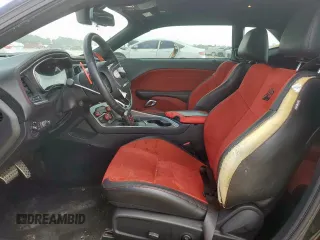 2021 Dodge Challenger R/T Scat Pack z VIN 2C3CDZFJ5MH672468, wystawiony jako Copart lot #59611165 z przebiegiem 19 100 mil mil oraz Szkoda całkowita • Salvage title. Historia ofert i sprzedaży dostępna na DreamBid. Obrazek 7.