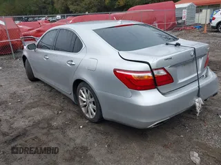 2011 Lexus LS 460 with VIN JTHBL5EF9B5108034, listed as a IAAI auction lot 40823390 with Not provided miles and . Bid and sale history available at DreamBid. Image 3.