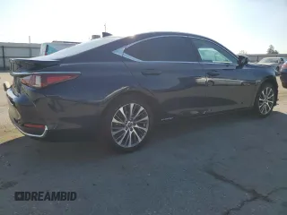 2021 Lexus ES with VIN 58ADA1C14MU012387, listed as a Copart auction lot 42800215 with 41,102 mi miles and Salvage Title. Bid and sale history available at carsss.com. Image 3.