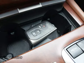 2013 Lexus LS 460 с VIN JTHCL5EF8D5017831, выставлен на аукционе IAAI как лот 42709181 с пробегом 72 271 миль миль и . История ставок и продаж доступна на DreamBid. Изображение 11.