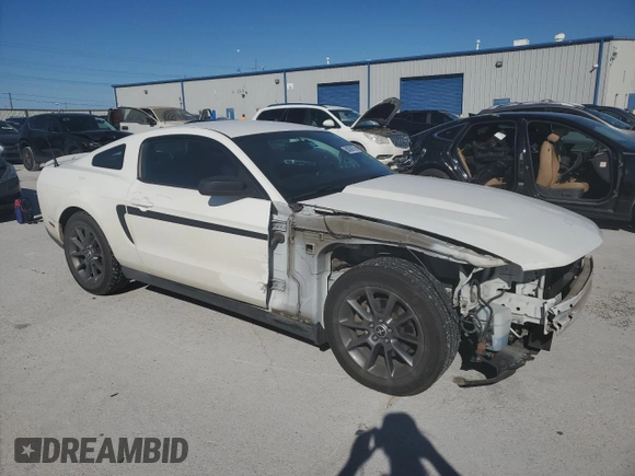 2011 Ford Mustang V6 with VIN 1ZVBP8AM9B5155900, listed as a Copart auction lot 50009795 with 81,051 mi miles and Salvage Title. Bid and sale history available at carsss.com. Image 4.
