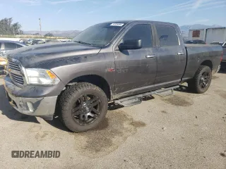 2015 Ram 1500 Lone Star z VIN 1C6RR7TM3FS678217, wystawiony jako Copart lot #74326484 z przebiegiem 136 217 mil mil oraz Czysty tytuł • Clean title. Historia ofert i sprzedaży dostępna na DreamBid. Obrazek 1.