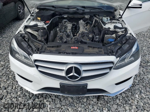 2015 Mercedes-Benz E-Class E 350 Luxury with VIN WDDHF8JB5FB104521, listed as a Copart auction lot 52475135 with 99,385 mi miles and Clean Title. Bid and sale history available at carsss.com. Image 11.