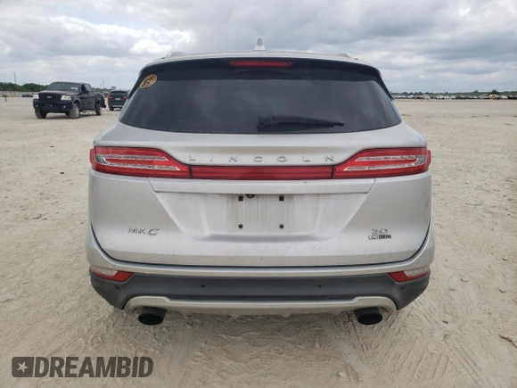 2015 Lincoln MKC z VIN 5LMCJ1A93FUJ15991, wystawiony jako Copart lot #52966915 z przebiegiem 119 140 mil mil oraz Szkoda całkowita • Salvage title. Historia ofert i sprzedaży dostępna na DreamBid. Obrazek 6.