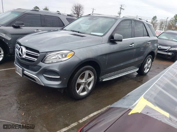 2017 Mercedes-Benz GLE with VIN 4JGDA5HB9HA992609, listed as a IAAI auction lot 41724638 with 205,921 mi miles. Bid and sale history available at carsss.com. Image 2.