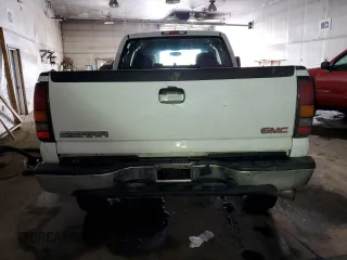 2007 GMC Sierra 2500HD Classic SLE1 with VIN 1GTHK29D07E115595, listed as a Copart auction lot 46344935 with 311,093 mi miles and Clean Title. Bid and sale history available at carsss.com. Image 6.