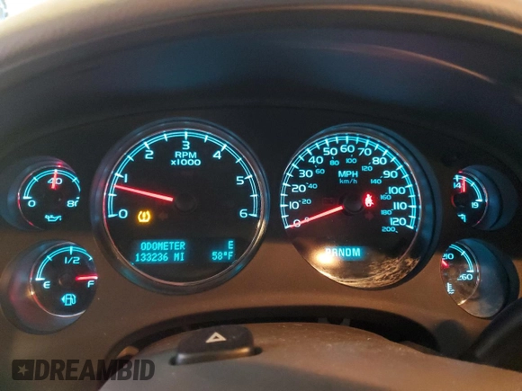 2011 Chevrolet Avalanche LT with VIN 3GNTKFE33BG123410, listed as a Copart auction lot 73465474 with 133,236 mi miles and Clean Title. Bid and sale history available at DreamBid. Image 9.