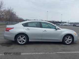 2013 Nissan Altima SV with VIN 1N4AL3AP7DC268367, listed as a IAAI auction lot 41911133 with 192,844 mi miles and . Bid and sale history available at carsss.com. Image 13.