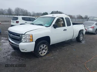 2009 Chevrolet Silverado 1500 LT with VIN 1GCEK29J69Z290440, listed as a IAAI auction lot 41469678 with 278,325 mi miles. Bid and sale history available at carsss.com. Image 2.