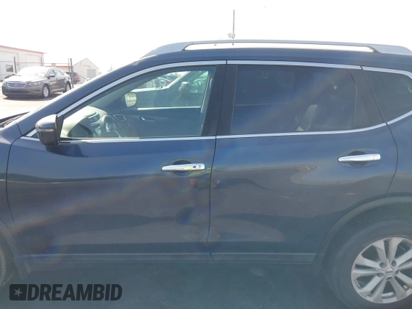 2016 Nissan Rogue SL with VIN 5N1AT2MT2GC826333, listed as a IAAI auction lot 42030632 with 120,329 mi miles and . Bid and sale history available at DreamBid. Image 14.