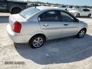 2007 Hyundai Accent GL z VIN KMHCN45C77U073194, wystawiony jako Copart lot #42955445 z przebiegiem 248 364 mil mil oraz Nie do naprawy • Non repairable. Historia ofert i sprzedaży dostępna na DreamBid. Obrazek 3.