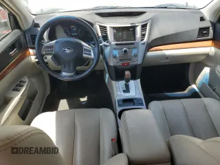2014 Subaru Outback Limited with VIN 4S4BRBMC7E3284081, listed as a Copart auction lot 60576895 with 185,610 mi miles and Clean title. Bid and sale history available at DreamBid. Image 8.