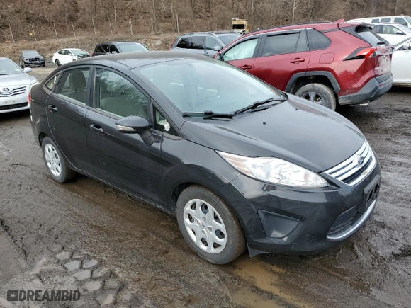 2013 Ford Fiesta SE with VIN 3FADP4BJ2DM170847, listed as a Copart auction lot 46511925 with 157,879 mi miles and Clean Title. Bid and sale history available at carsss.com. Image 4.
