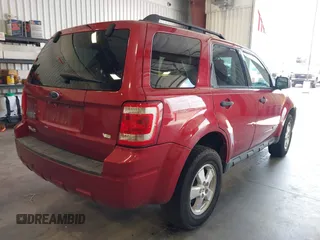 2008 Ford Escape XLT with VIN 1FMCU03198KE82341, listed as a IAAI auction lot 42573165 with 133,620 mi miles and . Bid and sale history available at DreamBid. Image 4.