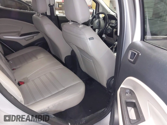 2021 Ford EcoSport Titanium z VIN MAJ6S3KL3MC403106, wystawiony jako IAAI lot #41339930 z przebiegiem 70 139 mil mil oraz . Historia ofert i sprzedaży dostępna na DreamBid. Obrazek 8.