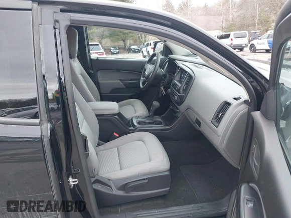 2016 GMC Canyon 4WD SLE with VIN 1GTH6BE30G1388545, listed as a IAAI auction lot 41741212 with 116,972 mi miles. Bid and sale history available at carsss.com. Image 5.