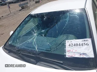 2023 Toyota Camry LE z VIN 4T1C11AK0PU145781, wystawiony jako IAAI lot #42404456 z przebiegiem 53 657 mil mil oraz . Historia ofert i sprzedaży dostępna na DreamBid. Obrazek 17.
