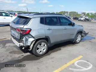2022 Jeep Compass Latitude with VIN 3C4NJCBB3NT188428, listed as a IAAI auction lot 41930096 with 37,085 mi miles and . Bid and sale history available at DreamBid. Image 4.