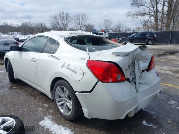 2013 Nissan Altima 2.5 S with VIN 1N4AL2EP1DC199566, listed as a IAAI auction lot 41711641 with 129,960 mi miles. Bid and sale history available at carsss.com. Image 3.