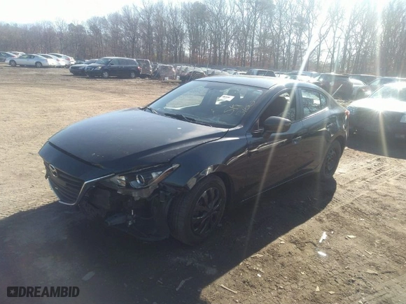 2014 Mazda Mazda3 i Sport with VIN JM1BM1U73E1186502, listed as a IAAI auction lot 38724333 with 999,999 mi miles. Bid and sale history available at carsss.com. Image 2.