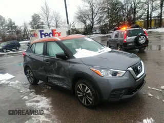 2019 Nissan Kicks SV with VIN 3N1CP5CU3KL543159, listed as a IAAI auction lot 41485737 with 93,656 mi miles. Bid and sale history available at carsss.com. Image 1.
