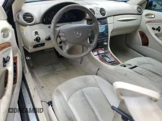2007 Mercedes-Benz CLK 550 с VIN WDBTK72G87T076079, выставлен на аукционе Copart как лот 64653865 с пробегом 132 559 миль миль и Чистый • Clean title. История ставок и продаж доступна на DreamBid. Изображение 8.