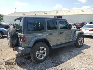 2018 Jeep Wrangler Unlimited Sahara with VIN 1C4HJXEN2JW220882, listed as a Copart auction lot 57428525 with 94,046 mi miles and Salvage title. Bid and sale history available at DreamBid. Image 3.
