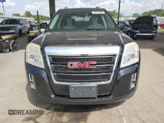2015 GMC Terrain SLT z VIN 2GKALSEK9F6350054, wystawiony jako Copart lot #59152485 z przebiegiem 121 042 mil mil oraz Czysty tytuł • Clean title. Historia ofert i sprzedaży dostępna na DreamBid. Obrazek 5.
