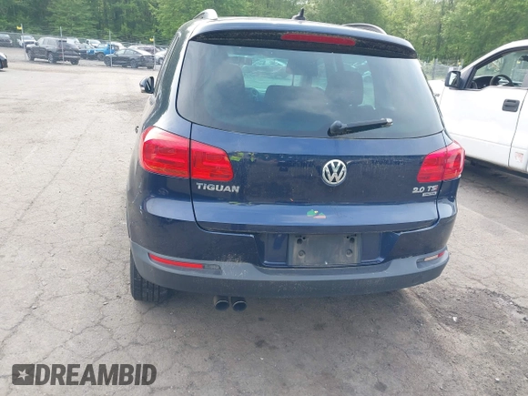 2015 Volkswagen Tiguan S z VIN WVGBV7AX8FW503114, wystawiony jako IAAI lot #42397033 z przebiegiem 200 658 mil mil oraz . Historia ofert i sprzedaży dostępna na DreamBid. Obrazek 16.