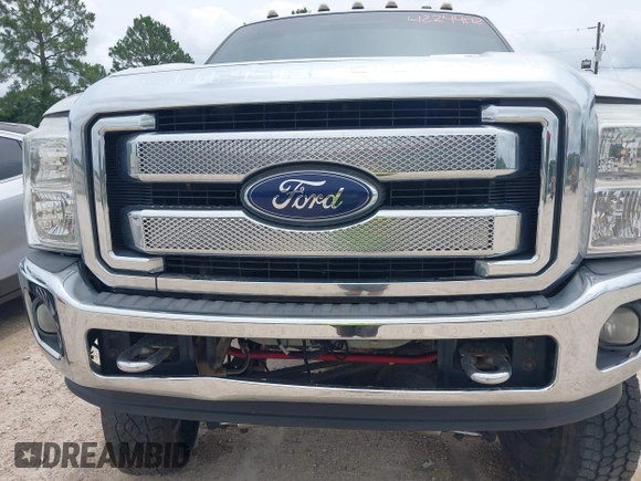 2013 Ford F-250 XL z VIN 1FT7W2BT4DEB27388, wystawiony jako IAAI lot #42244172 z przebiegiem 264 075 mil mil oraz . Historia ofert i sprzedaży dostępna na DreamBid. Obrazek 6.