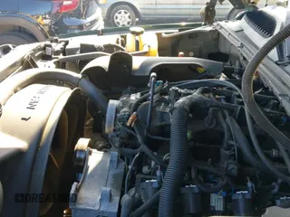 2002 Chevrolet Suburban LS с VIN 1GNFK16ZX2J168829, выставлен на аукционе IAAI как лот 41753506 с пробегом Не указан миль и . История ставок и продаж доступна на DreamBid. Изображение 12.