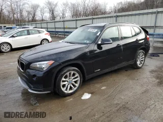 2015 BMW X1 xDrive28i with VIN WBAVL1C50FVY28343, listed as a Copart auction lot 50218235 with 109,209 mi miles and Salvage Title. Bid and sale history available at carsss.com. Image 1.
